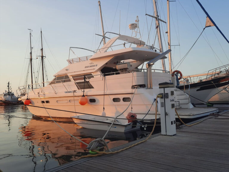 Yate Charlotte en alquiler en Santa Marta, Colombia