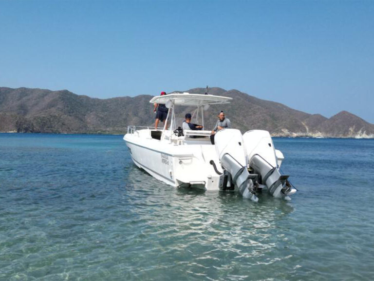 boat in santa marta