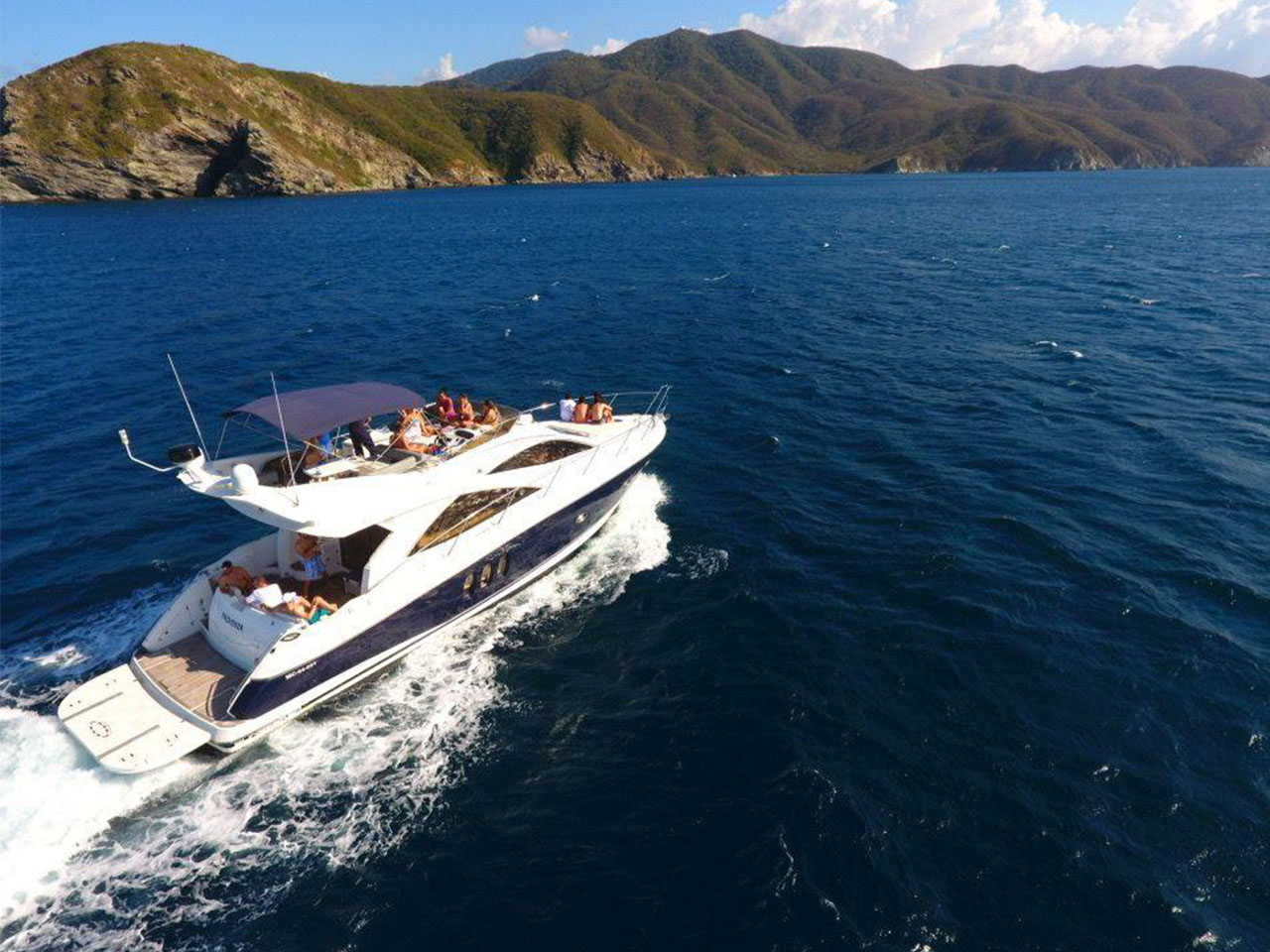 yacht in santa marta